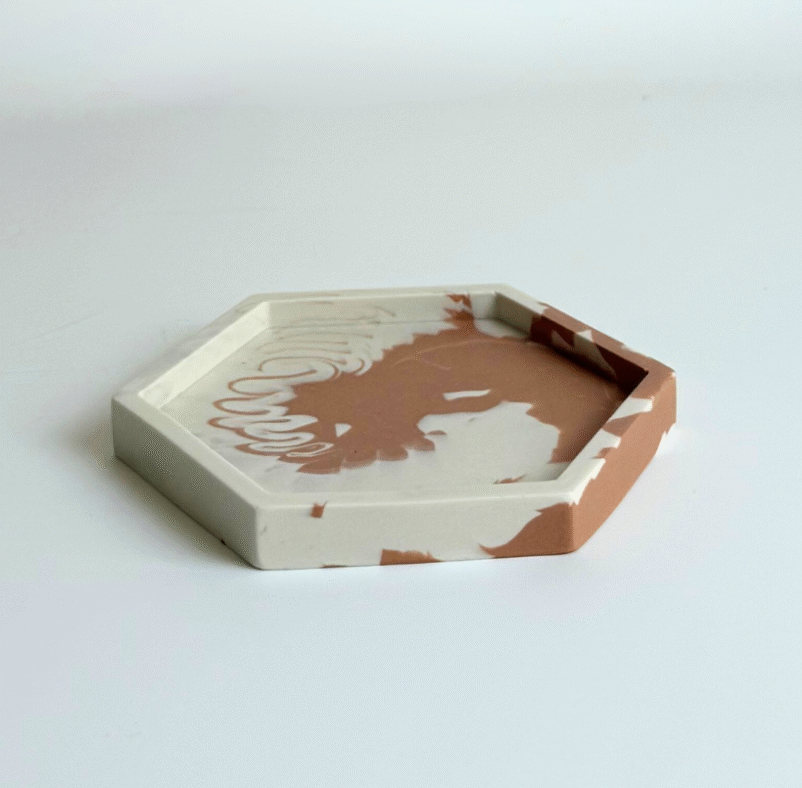 Vide poche hexagonal terracota beige